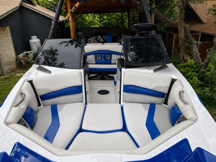 Wake boat with gelcoat compounded and polished near Lake Travis